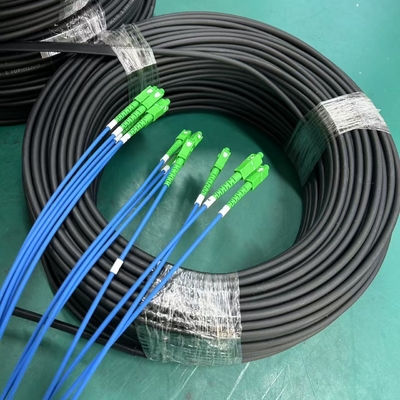 Vooraf verbonden 1 Core G657A1 FTTH Drop Cable Patch Cord met SC UPC APC Connectors 50M 100M